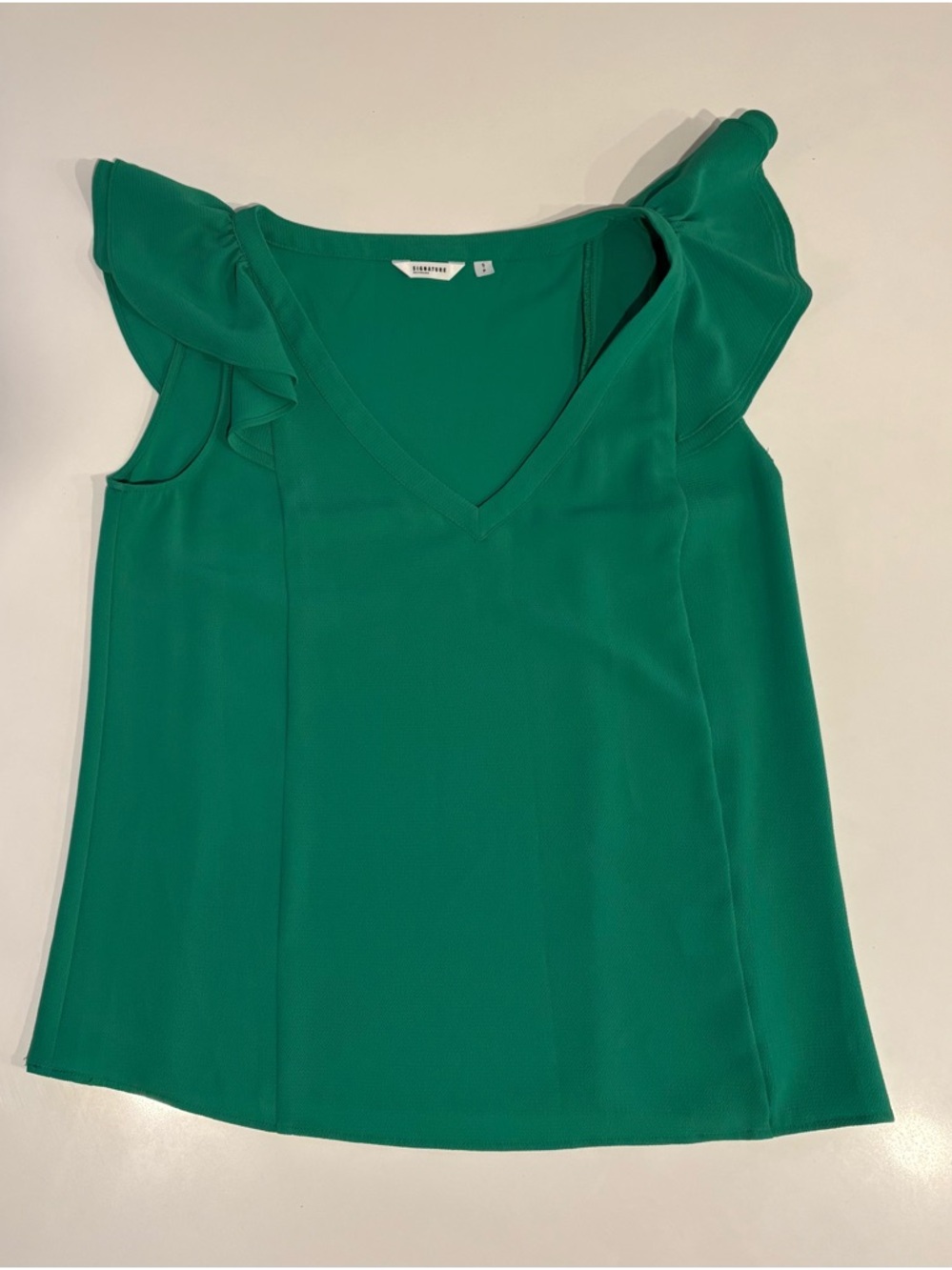 Reitmans | Small | Green | V-Neck Ruffle Sleeve Blouse